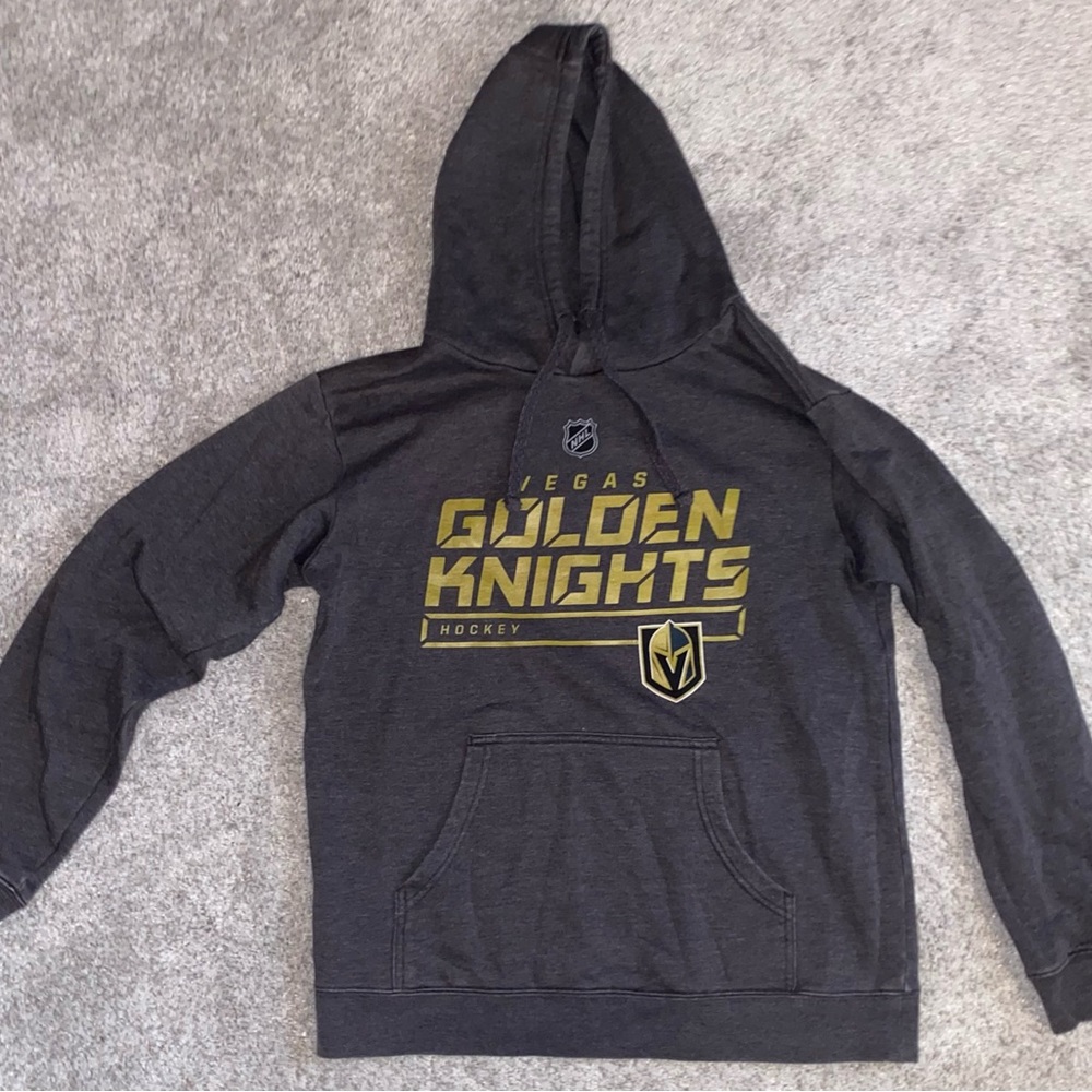 Men’s medium fanatics Vegas knights nhl hoodie